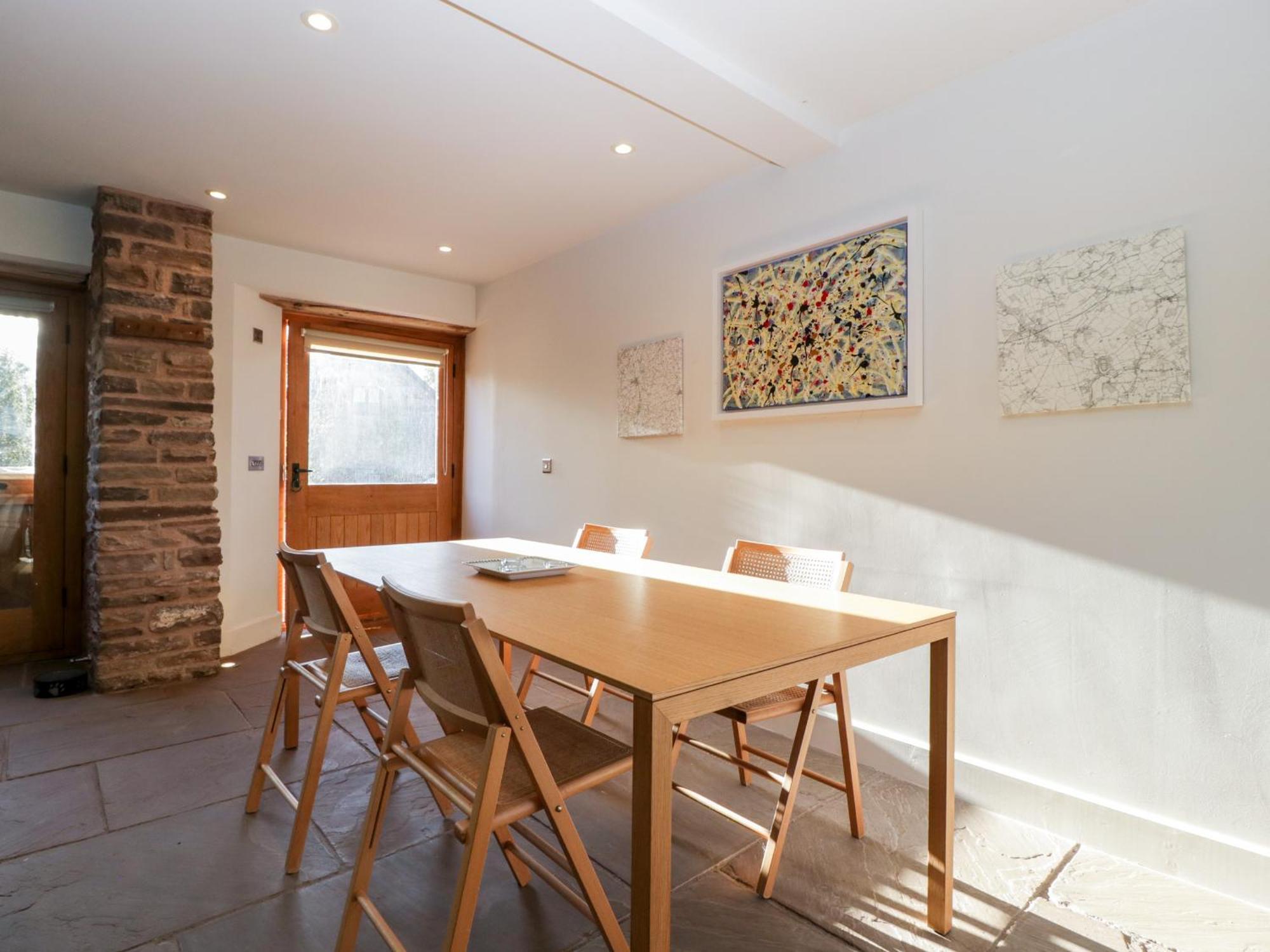 Barn Cottage 莱明斯特 外观 照片